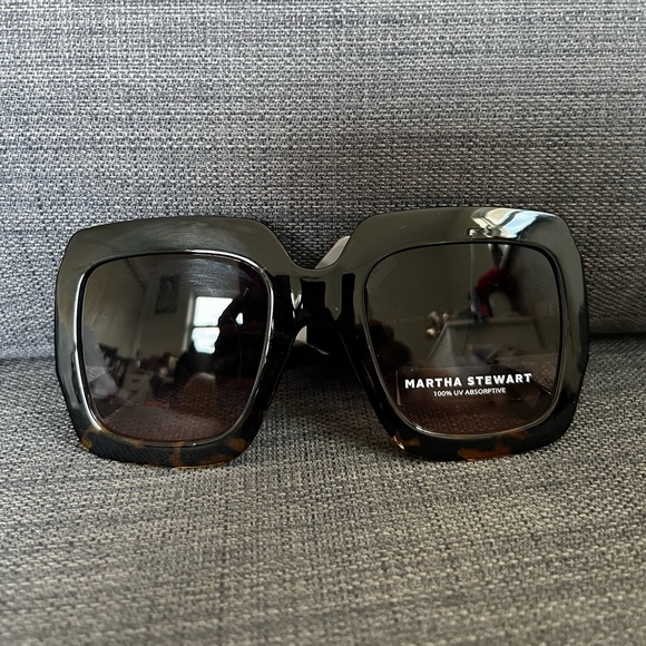 NWT MARTHA STEWART SUNGLASSES EYEWEAR ACCESSORY main image 4
